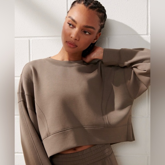 YPB Sweaters - Ypb Neoknit Mini Crew